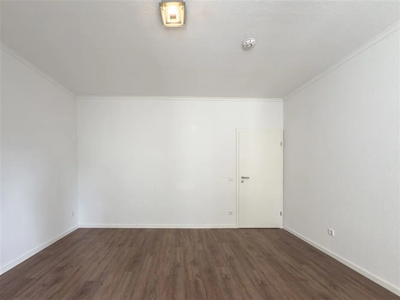 3 Zimmer Wohnung mit 80 m² in Düsseldorf – Bild 2