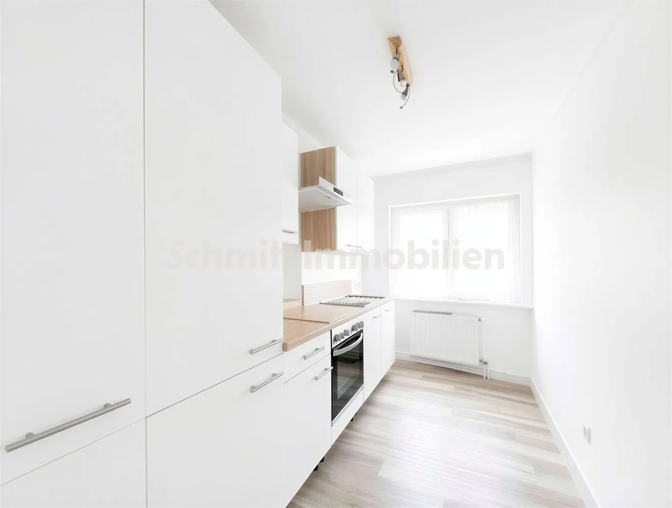 4 Zimmer Wohnung mit 100 m² in Frankfurt am Main – Bild 2