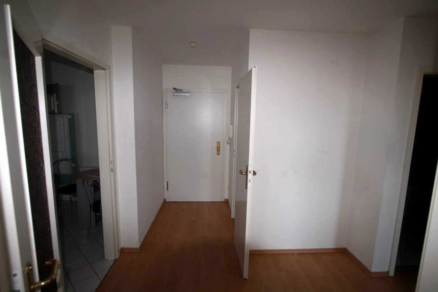 2 Zimmer Wohnung mit 53 m² in Stralsund – Bild 2