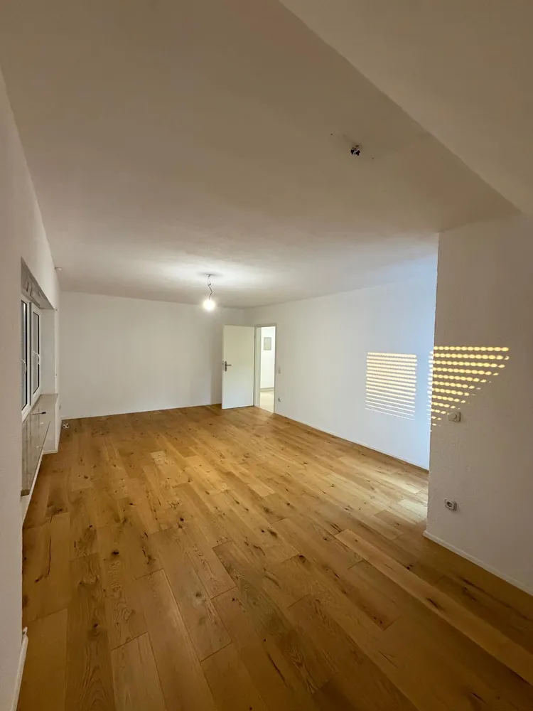 2 Zimmer Wohnung mit 76 m² in Nürnberg – Bild 3