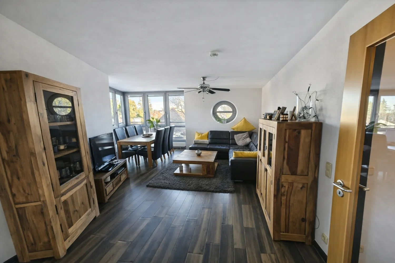 2 Zimmer Wohnung mit 56 m² in Augsburg – Bild 1