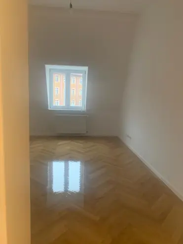 2 Zimmer Wohnung mit 70 m² in Berlin – Bild 9