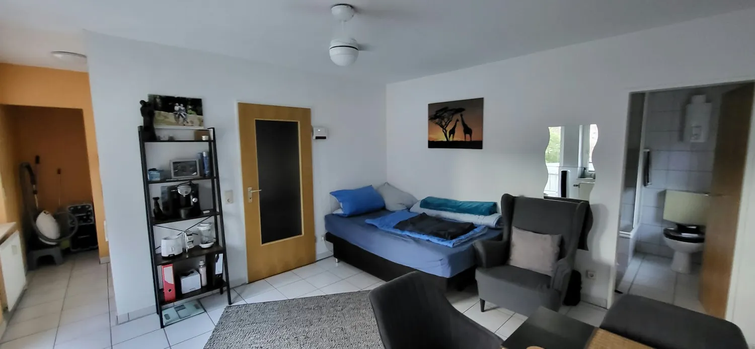 1 Zimmer Wohnung mit 27 m² in Neuss – Bild 1