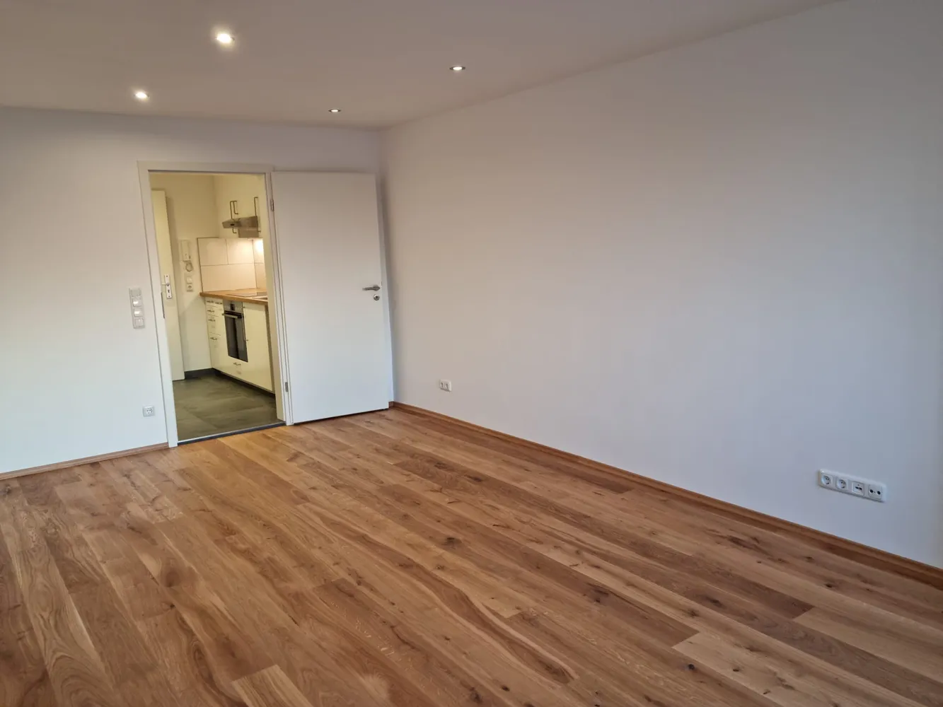 1 Zimmer Wohnung mit 33 m² in Augsburg – Bild 9