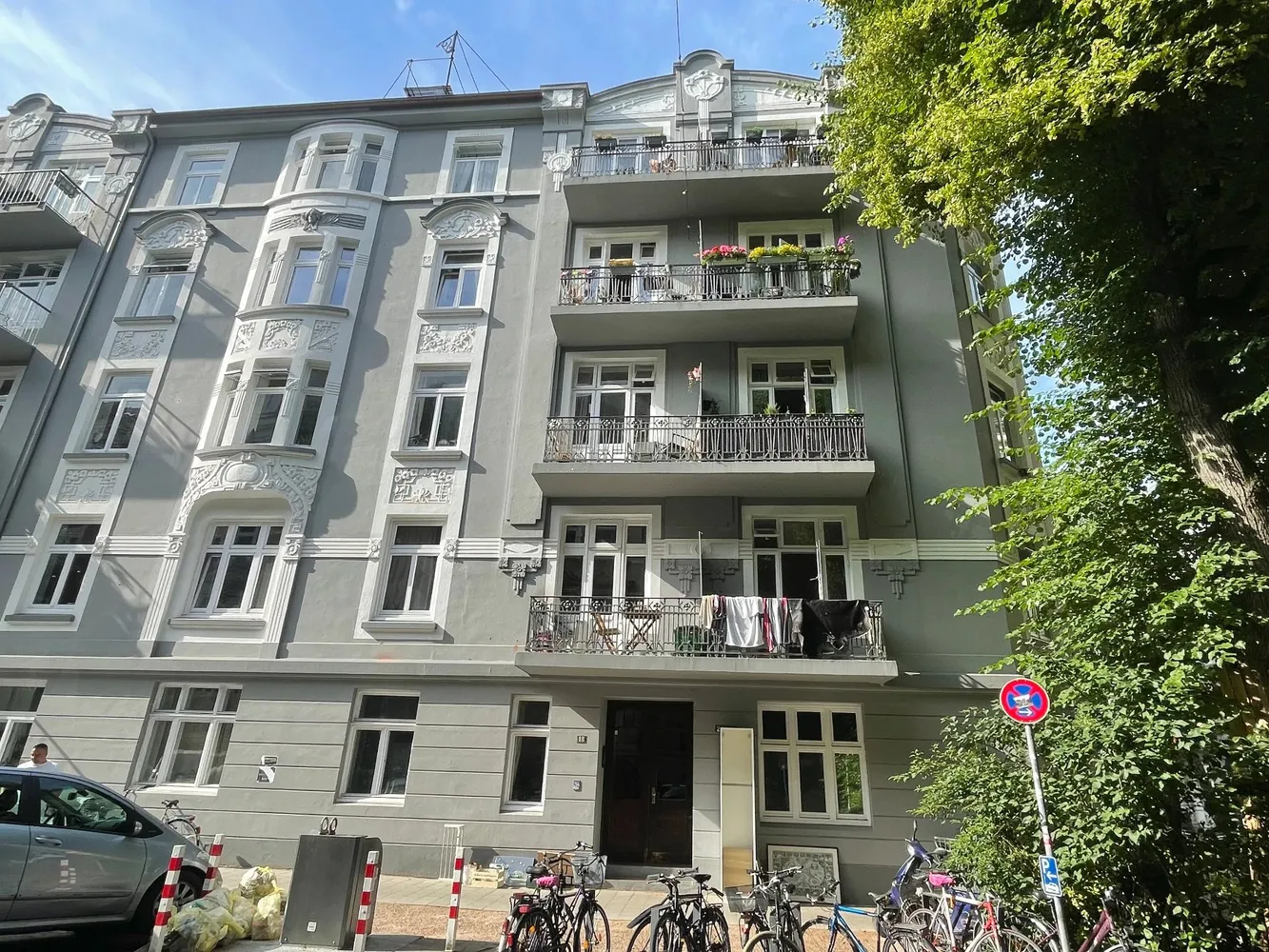 4 Zimmer Wohnung mit 80 m² in Hamburg – Bild 1