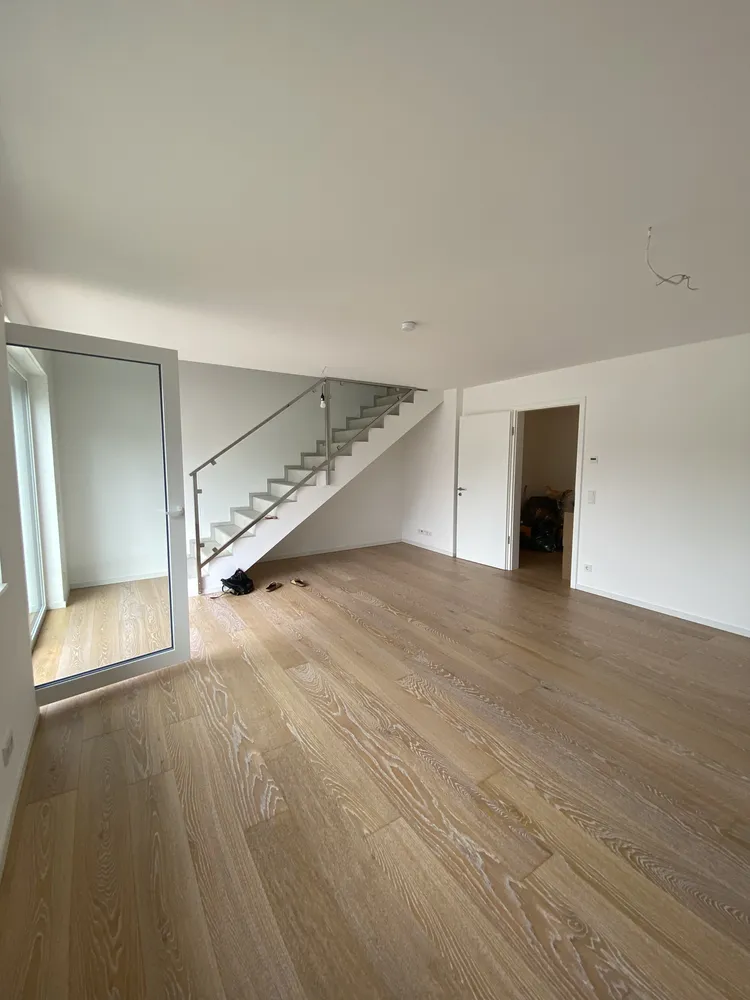 4 Zimmer Wohnung mit 96 m² in Düsseldorf – Bild 2