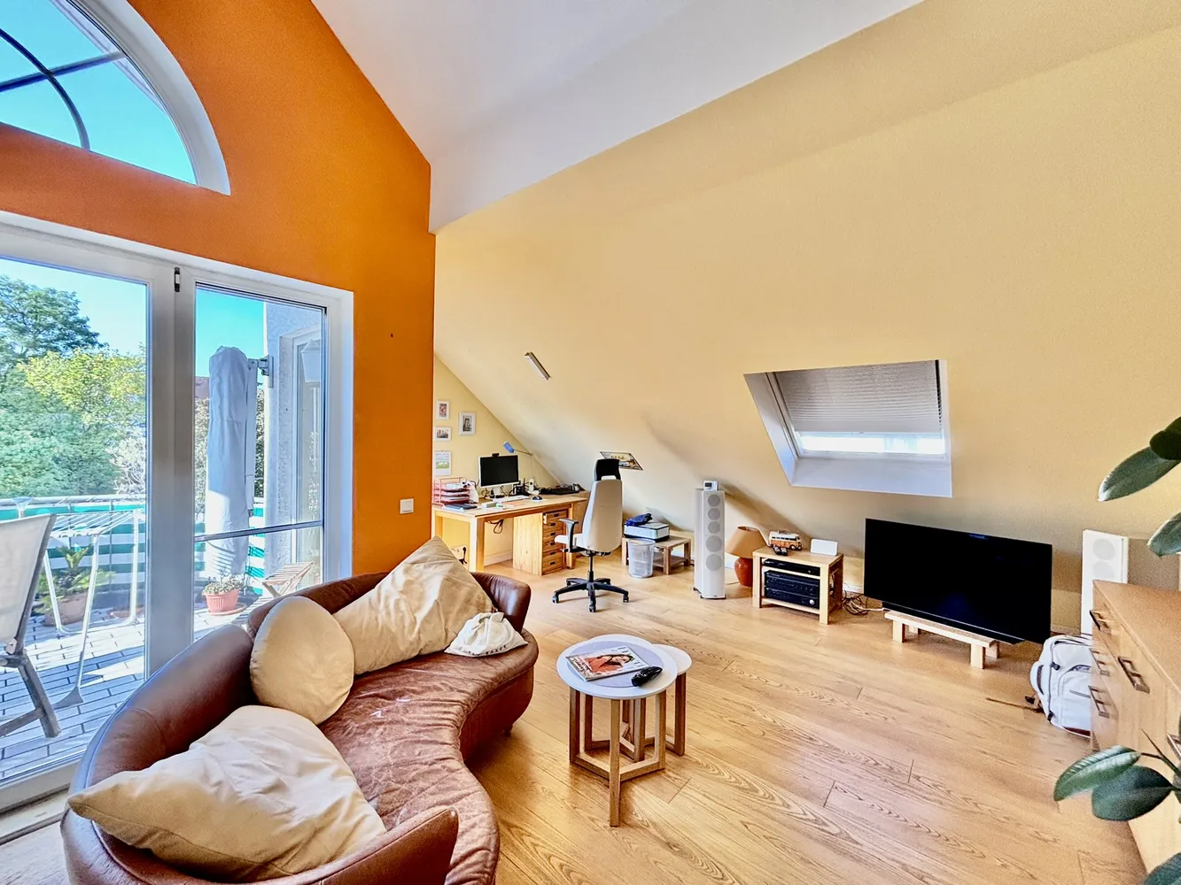 2 Zimmer Wohnung mit 65 m² in Wiesbaden – Bild 3