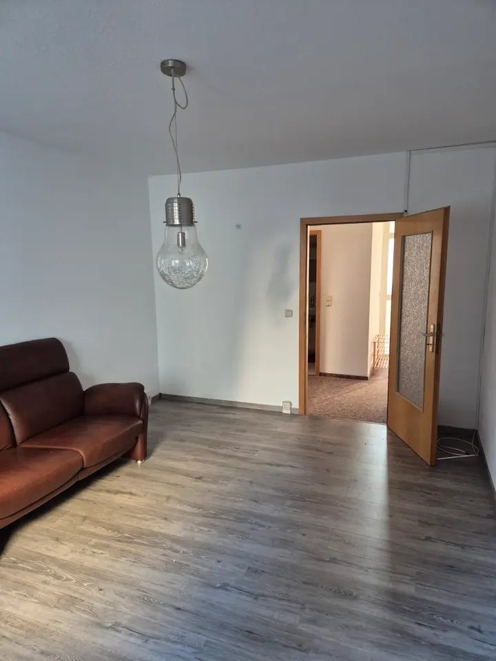 2 Zimmer Wohnung mit 51 m² in Schmalkalden – Bild 2
