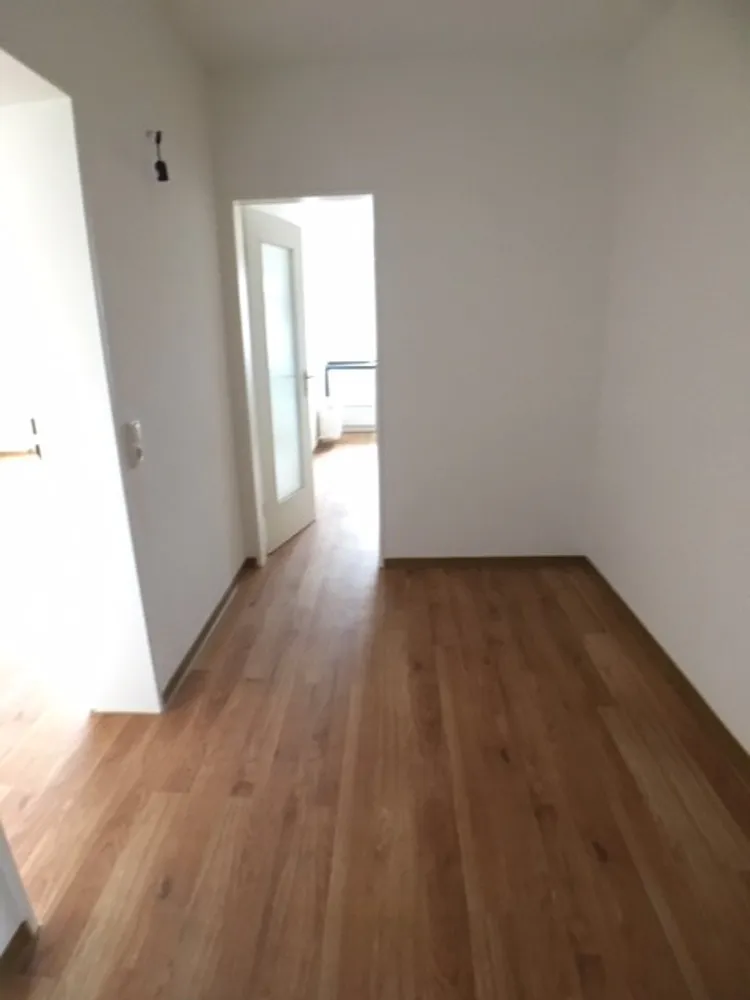3 Zimmer Wohnung mit 73 m² in Duisburg – Bild 2