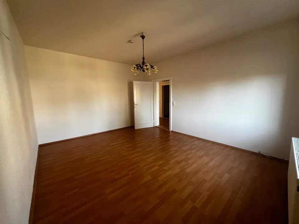 4 Zimmer Wohnung mit 90 m² in Bitterfeld-Wolfen – Bild 1