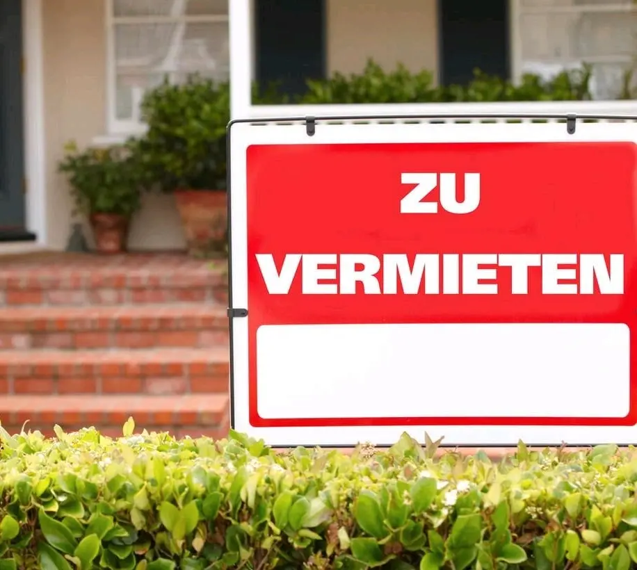 8 Zimmer Wohnung mit 280 m² in Berlin – Bild 2