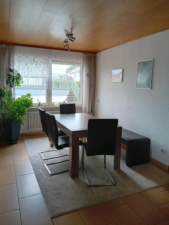 8 Zimmer Haus mit 170 m² in Würzburg – Bild 3