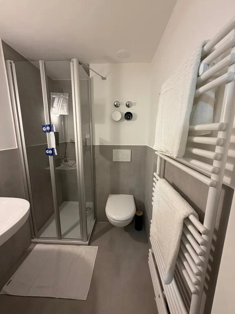 1 Zimmer Wohnung mit 20 m² in Köln – Bild 7
