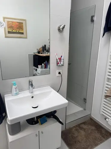2 Zimmer Wohnung mit 56 m² in Berlin – Bild 12