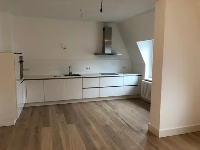 2 Zimmer Wohnung mit 67 m² in Frankfurt am Main – Bild 2