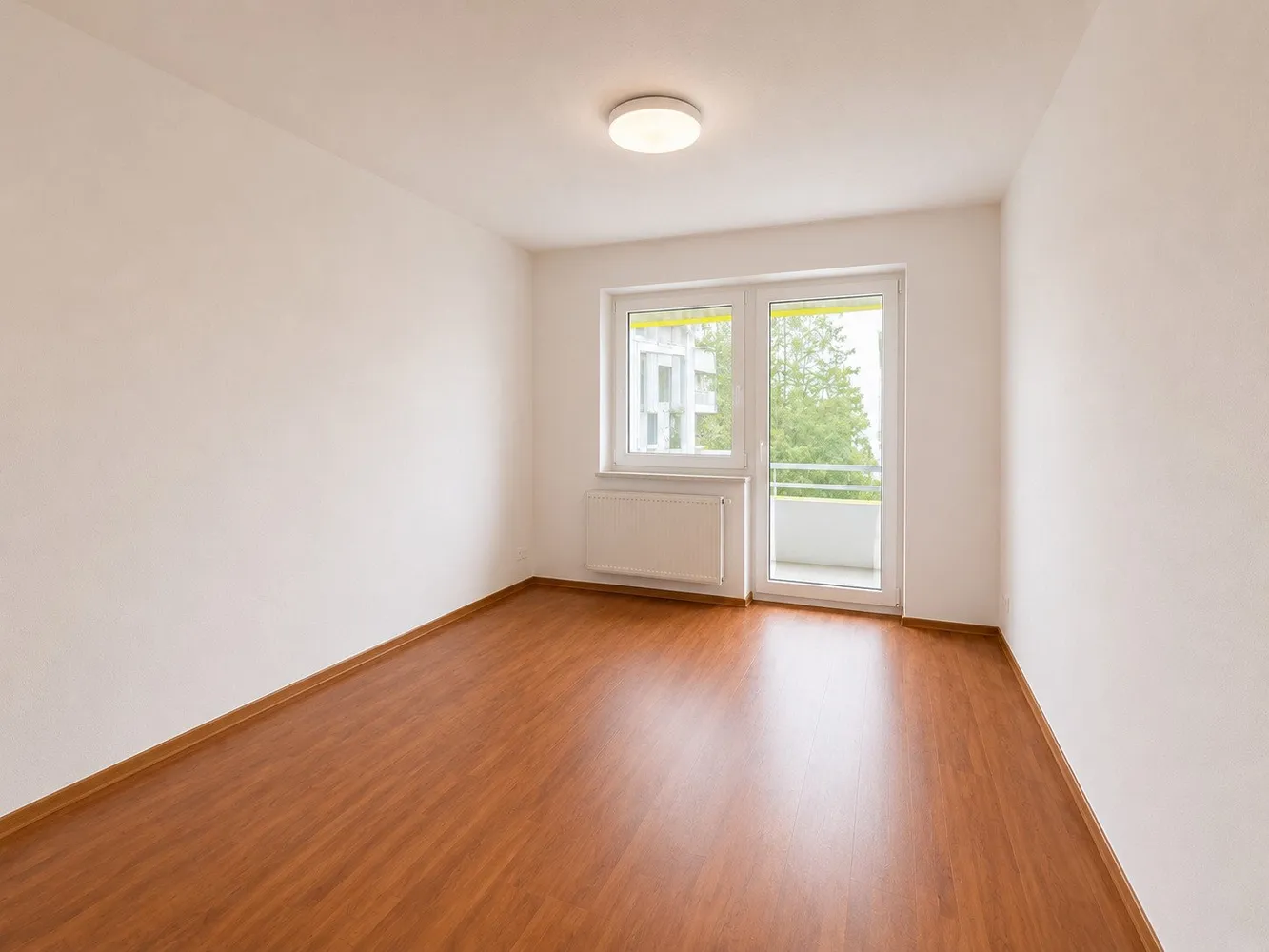 3 Zimmer Wohnung mit 80 m² in Augsburg – Bild 2