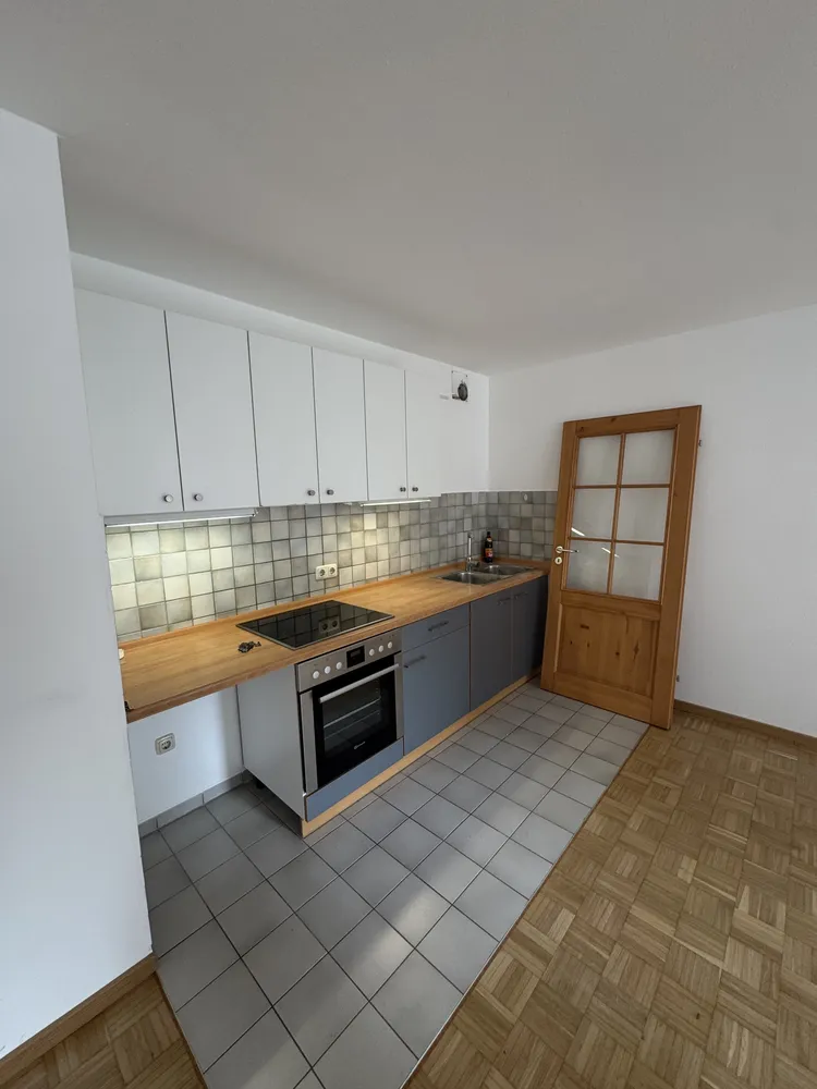 2 Zimmer Wohnung mit 44 m² in Augsburg – Bild 1