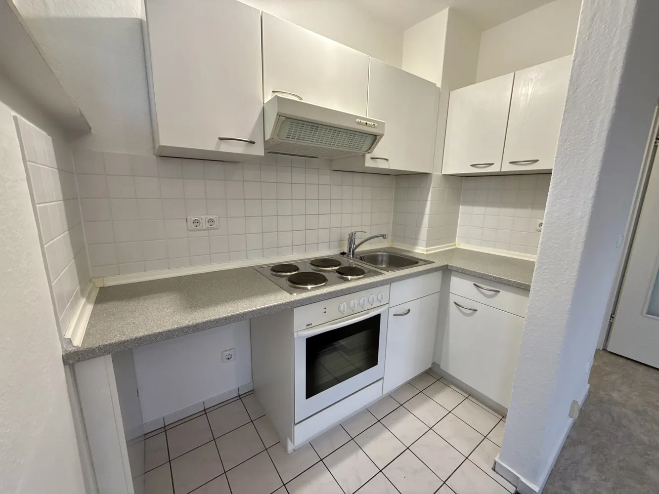1 room apartment with 30 m² in Lübeck – Photo 5