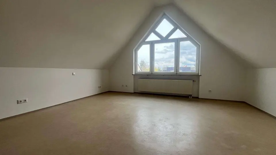 3 Zimmer Wohnung mit 70 m² in Erlangen – Bild 2