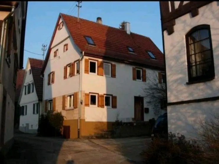 6 Zimmer Wohnung mit 14 m² in Reutlingen – Bild 8