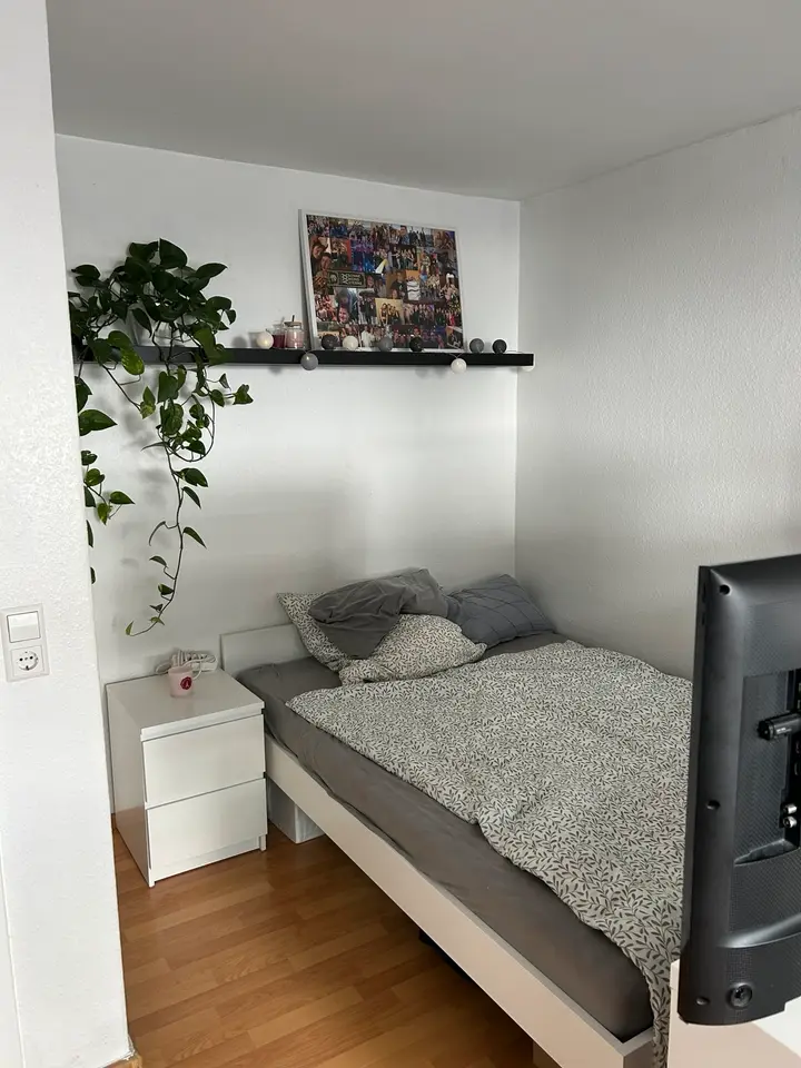 Shared room with 98 m² in Stuttgart – Photo 3