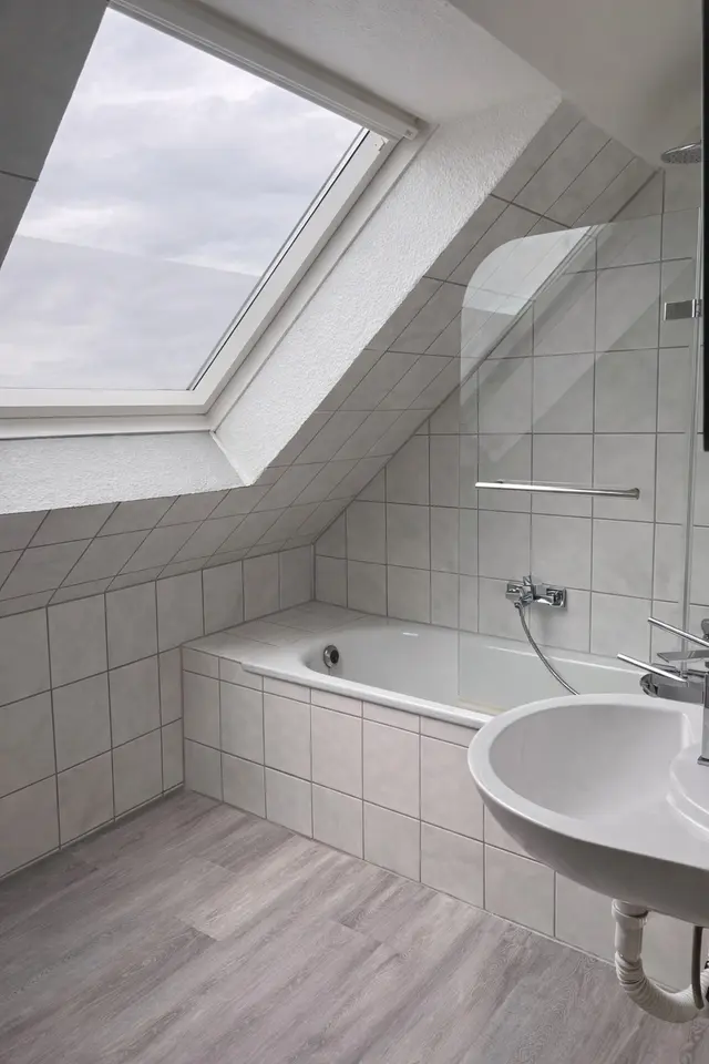 2 Zimmer Wohnung mit 75 m² in Duisburg – Bild 9