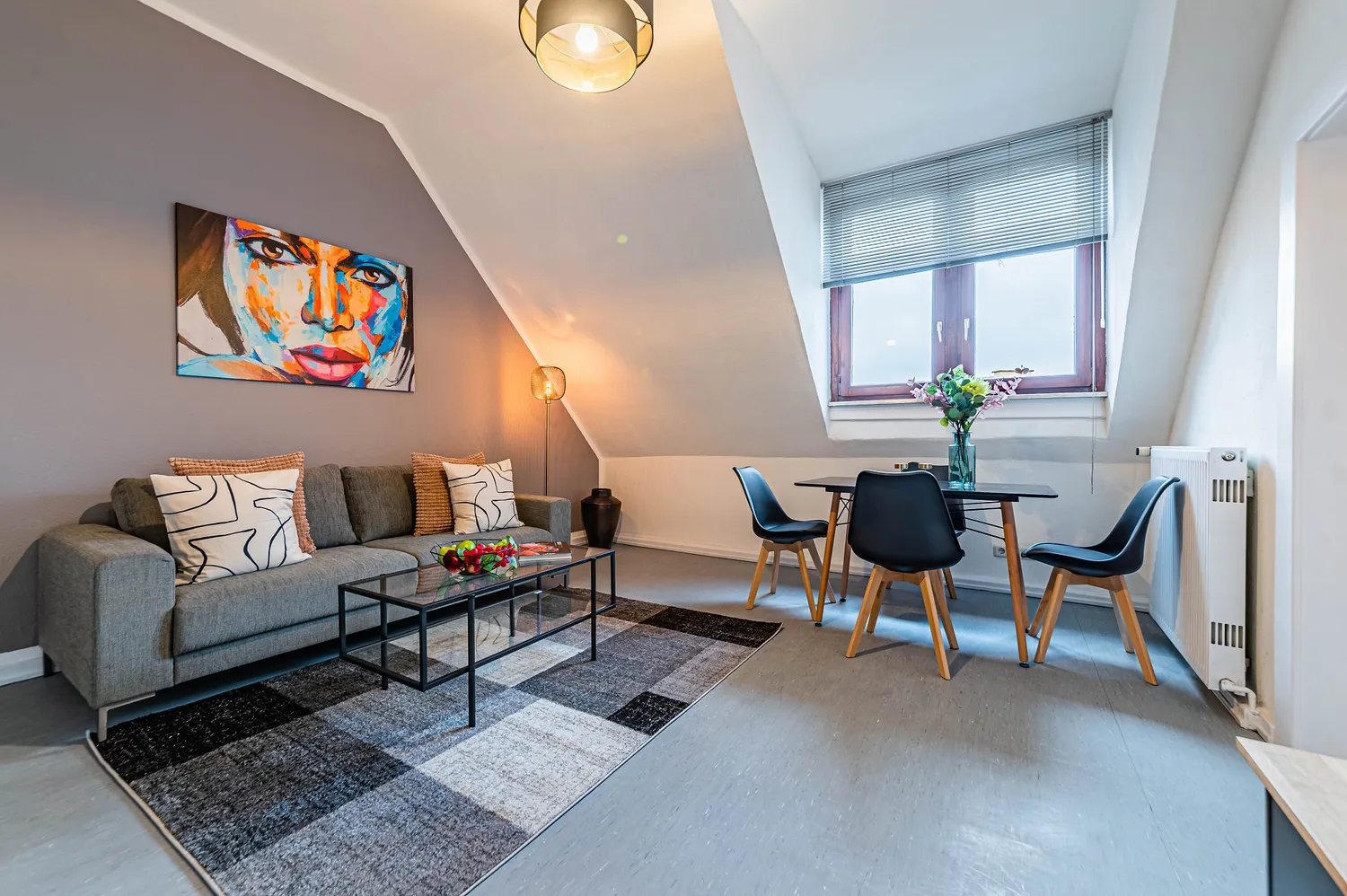 2 Zimmer Wohnung mit 64 m² in Frankfurt am Main – Bild 1