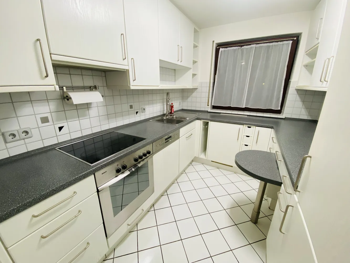 4 Zimmer Wohnung mit 110 m² in Stuttgart – Bild 3