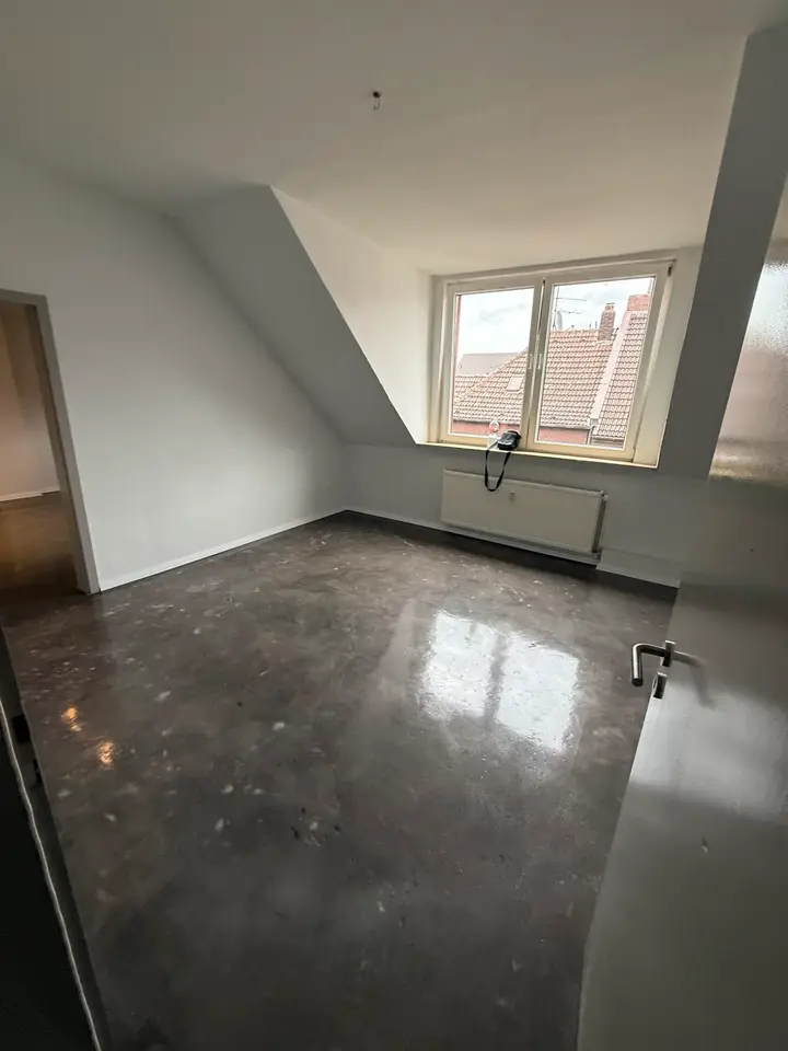 5 Zimmer Wohnung mit 90 m² in Duisburg – Bild 1
