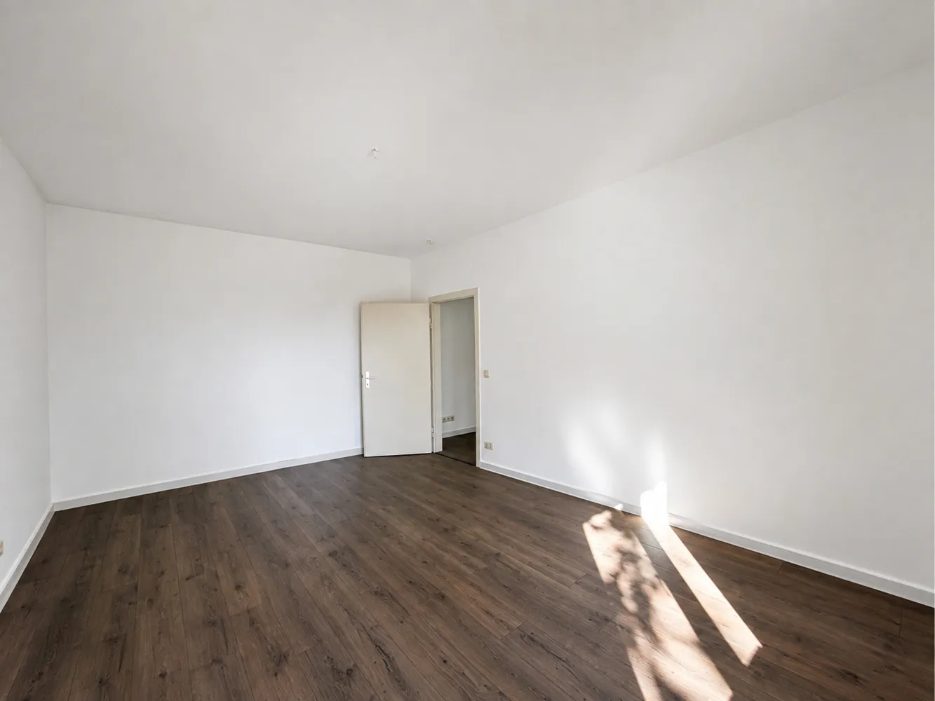 2 Zimmer Wohnung mit 76 m² in Düsseldorf – Bild 6