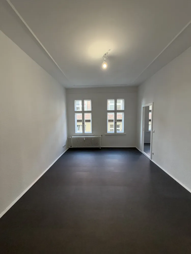 1 room apartment with 36 m² in Berlin – Photo 8