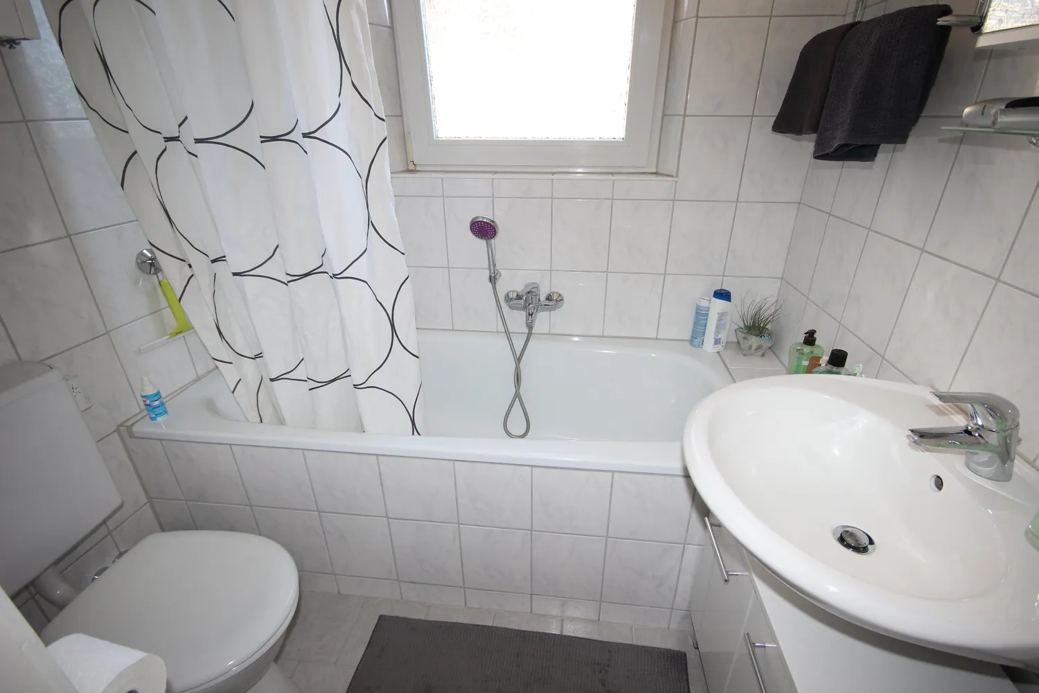 2 Zimmer Wohnung mit 90 m² in Mönchengladbach – Bild 4