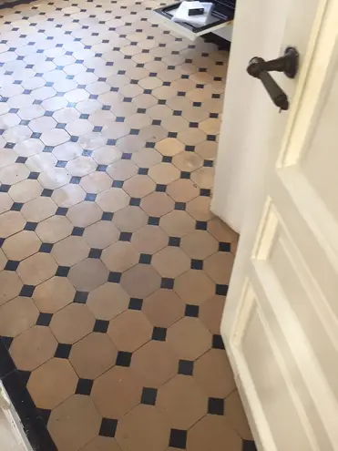 4 Zimmer Wohnung mit 84 m² in Frankfurt am Main – Bild 10