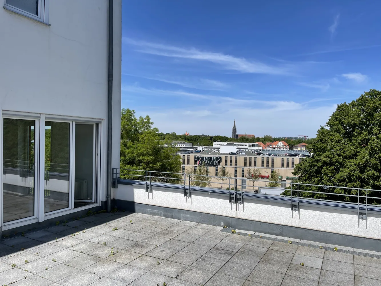 2 Zimmer Wohnung mit 72 m² in Regensburg – Bild 1