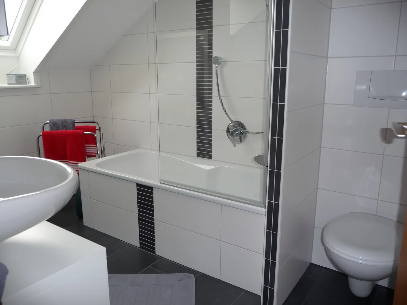 3 Zimmer Wohnung mit 70 m² in Karlsruhe – Bild 4