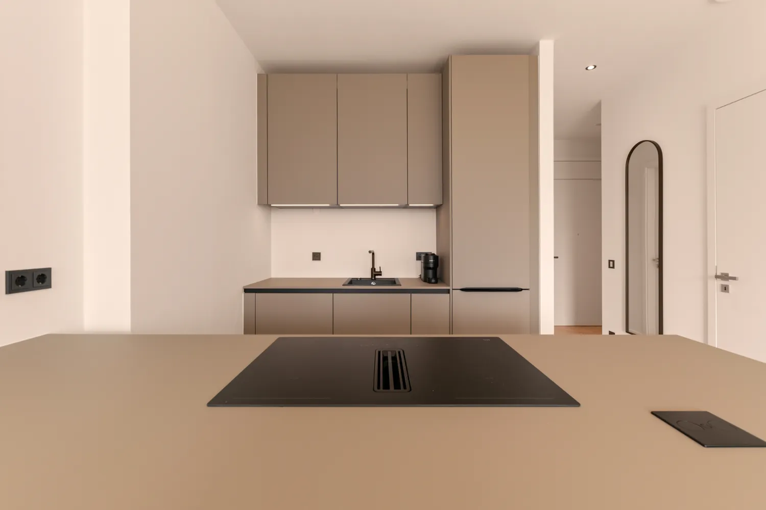 2 Zimmer Wohnung mit 69 m² in Frankfurt am Main – Bild 2