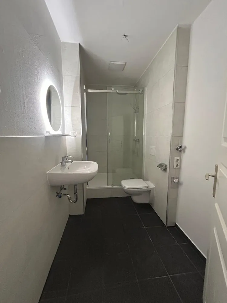 5 Zimmer Wohnung mit 150 m² in Halle (Saale) – Bild 8