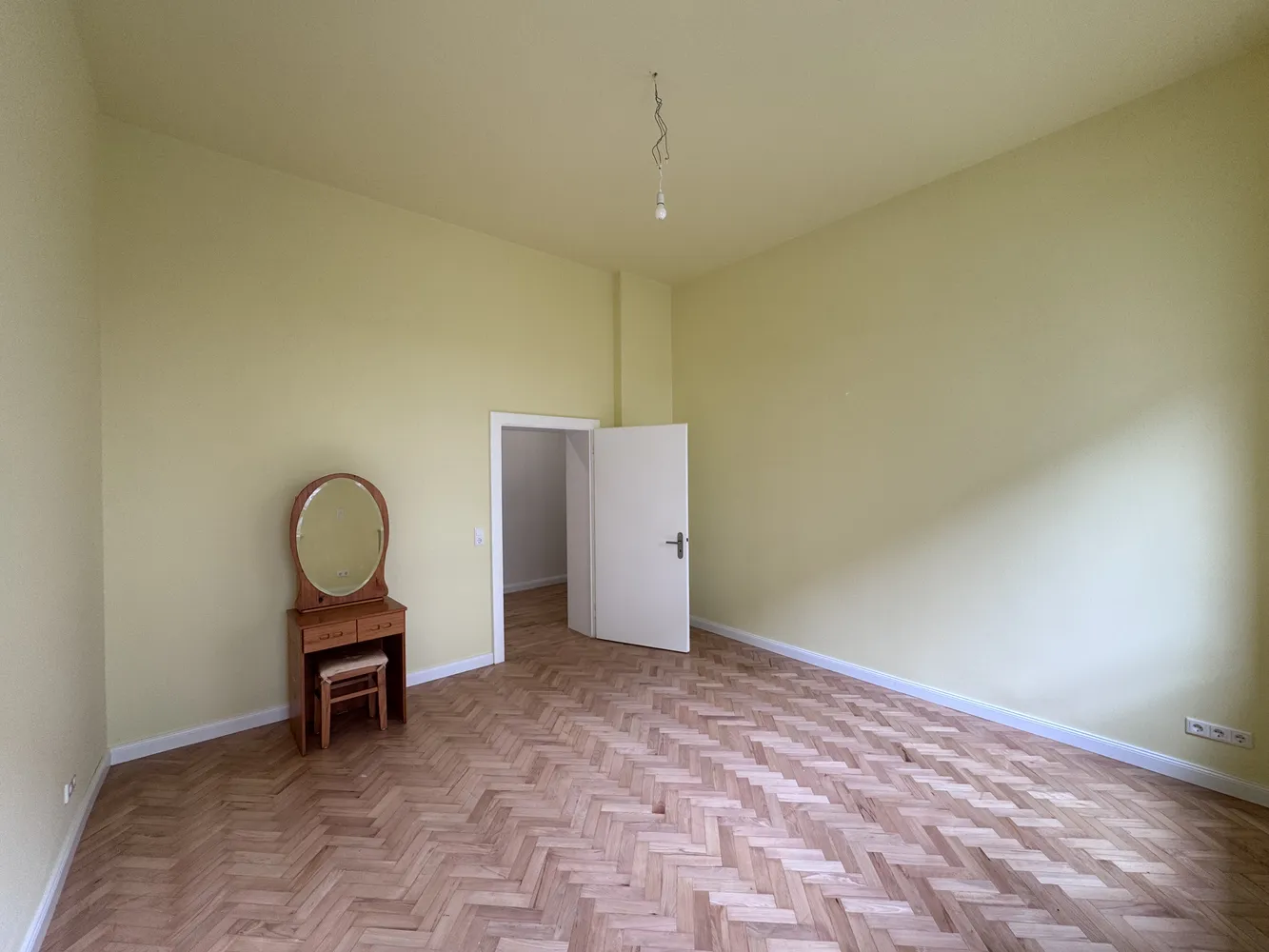 3 Zimmer Wohnung mit 98 m² in Hannover – Bild 1
