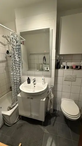 1 Zimmer Wohnung mit 38 m² in Köln – Bild 12