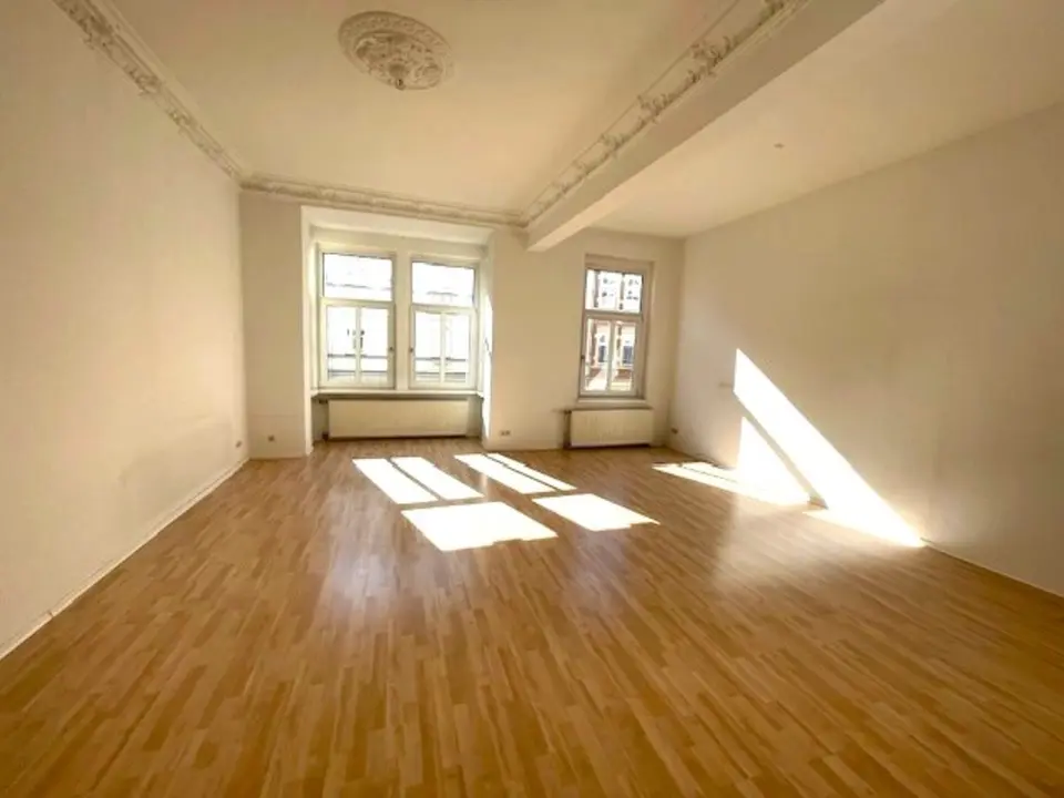3 Zimmer Wohnung mit 93 m² in Magdeburg – Bild 1