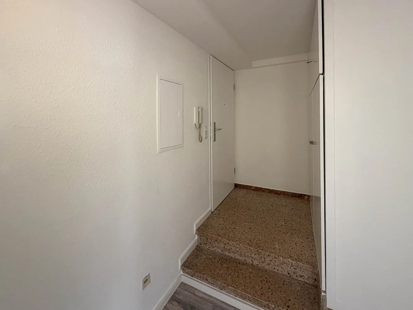 2 Zimmer Wohnung mit 60 m² in Neuss – Bild 9