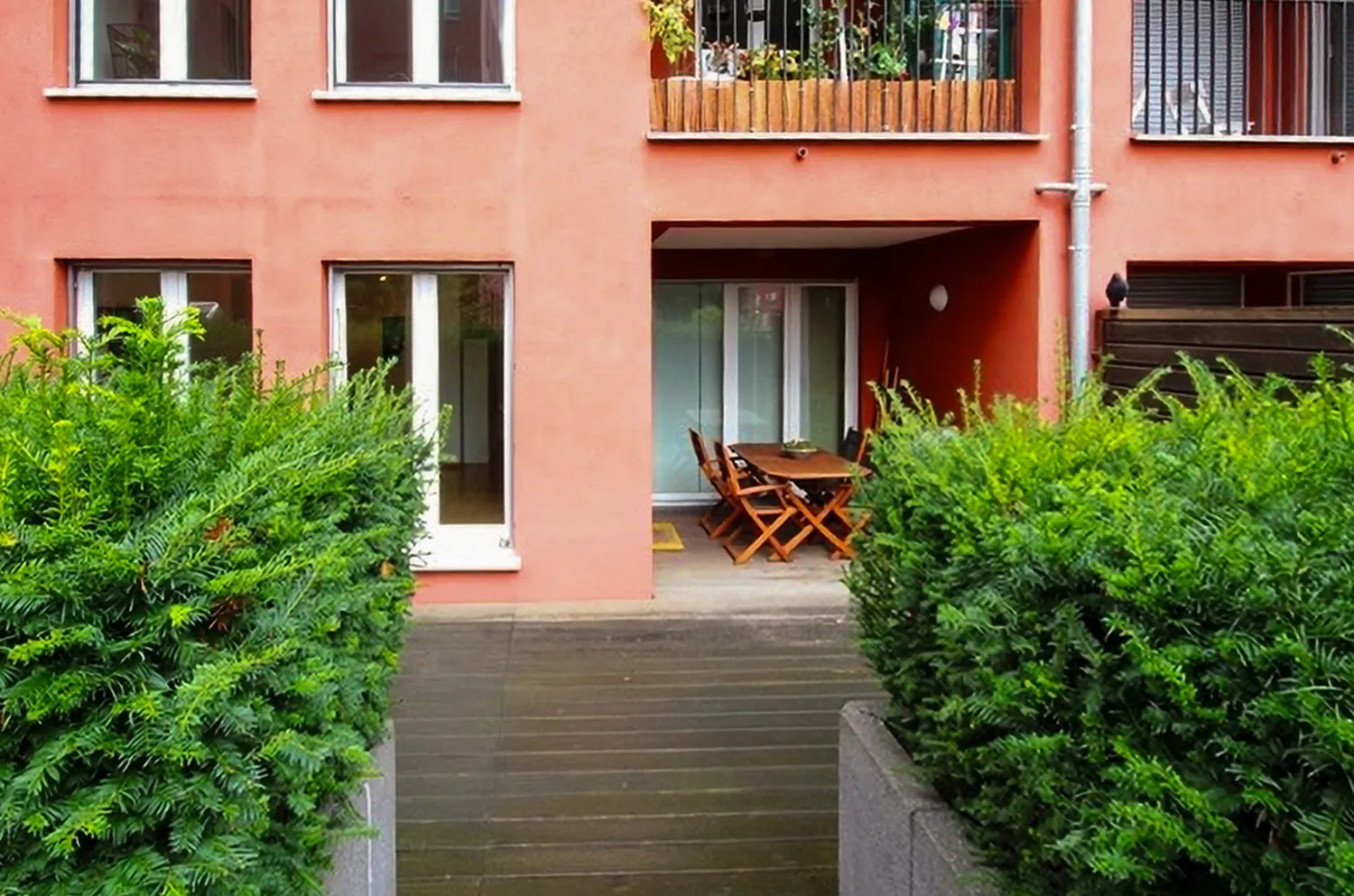 3 Zimmer Wohnung mit 97 m² in Frankfurt am Main – Bild 3