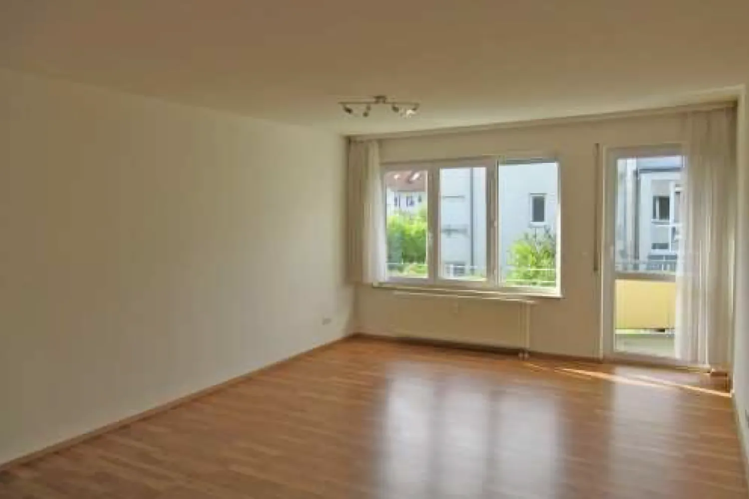 2 Zimmer Wohnung mit 60 m² in Amberg – Bild 3