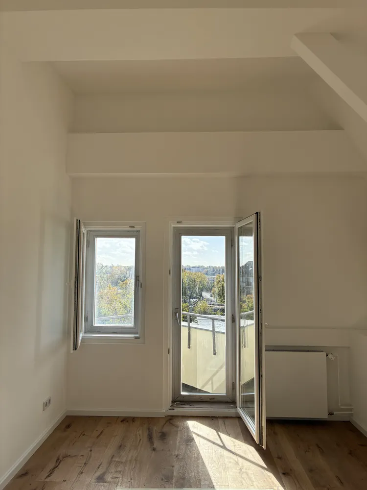 2 room apartment with 64 m² in Berlin – Photo 1