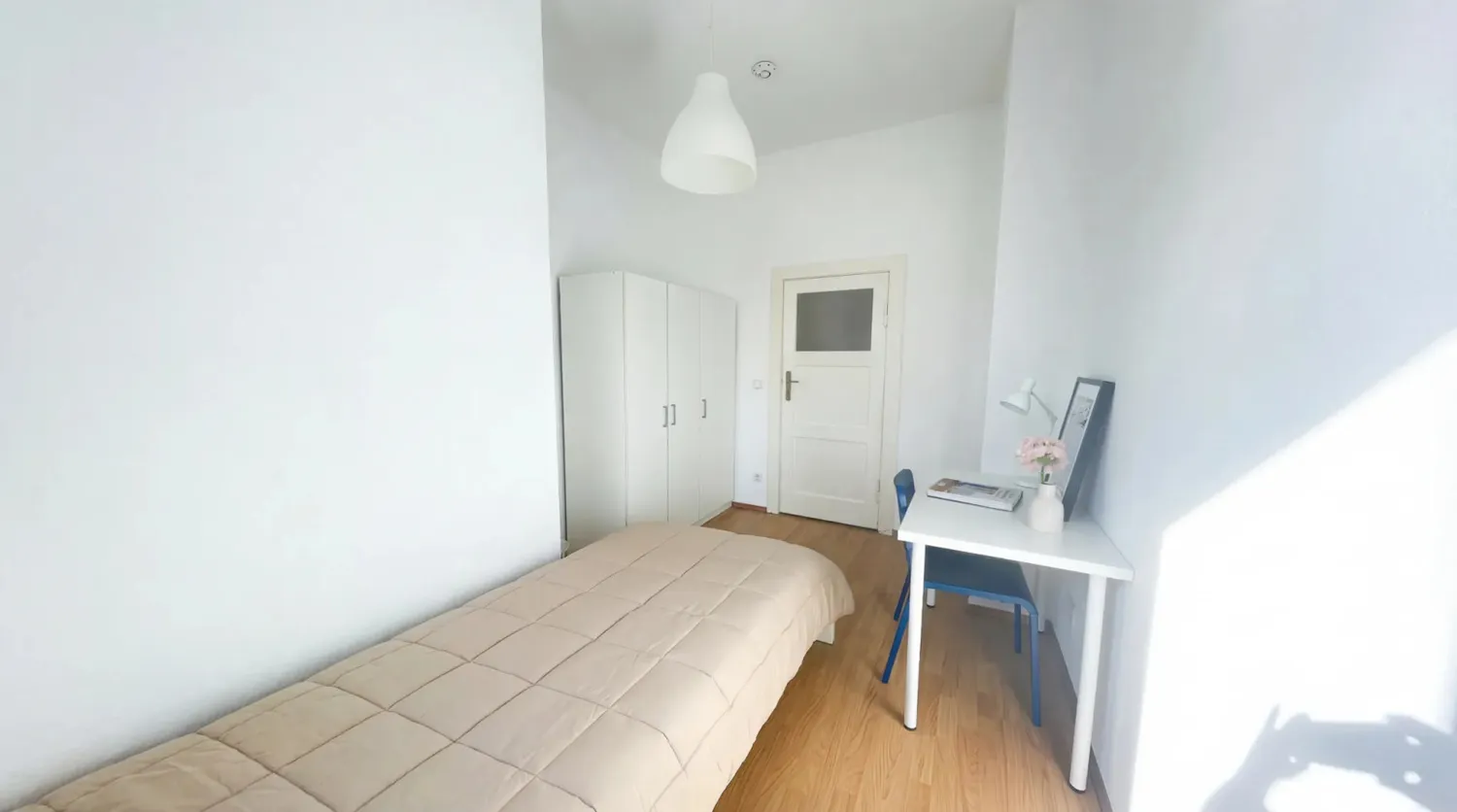 Shared room with 9 m² in Berlin – Photo 2