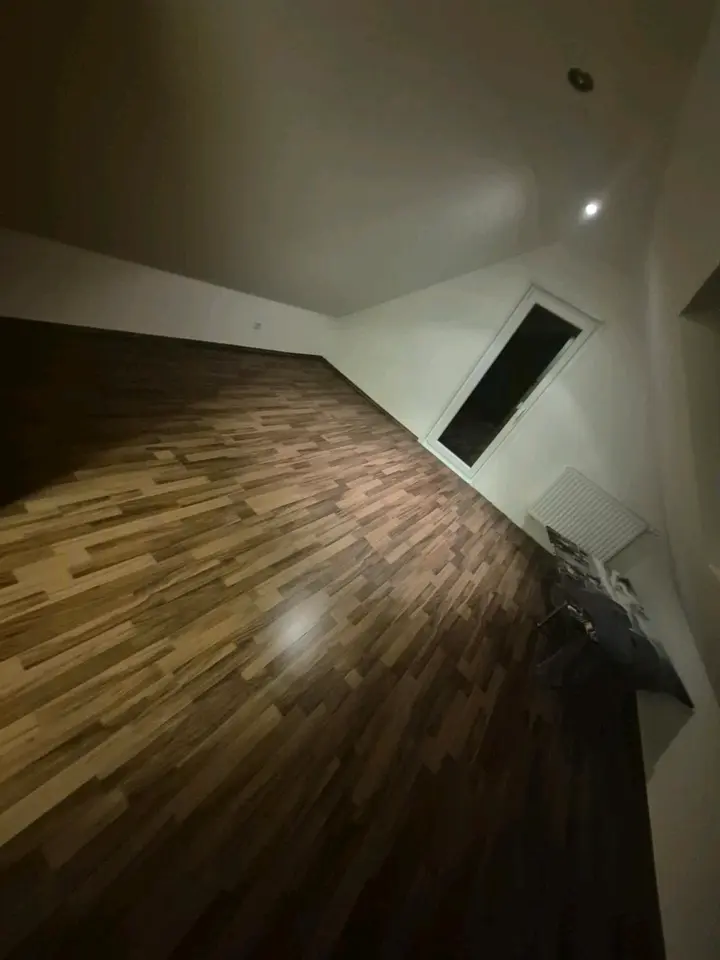 6 Zimmer Haus mit 85 m² in Metzingen – Bild 2