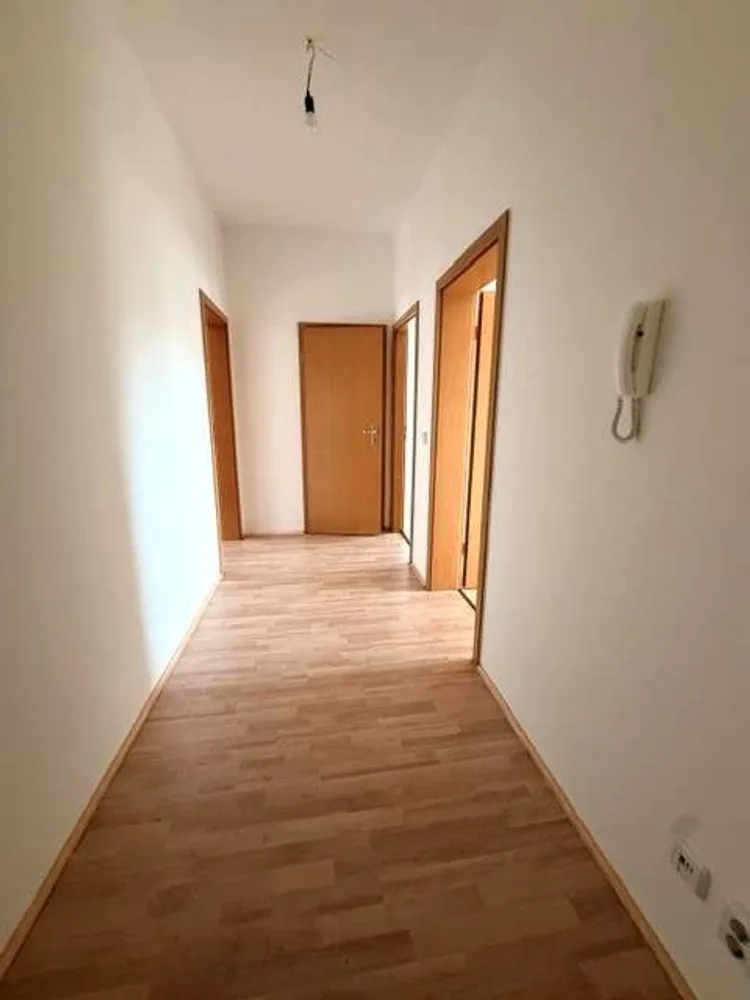 4 Zimmer Wohnung mit 109 m² in Plauen – Bild 6
