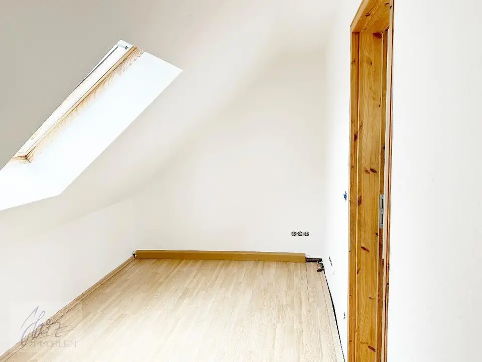 6 Zimmer Wohnung mit 127 m² in Riesa – Bild 6