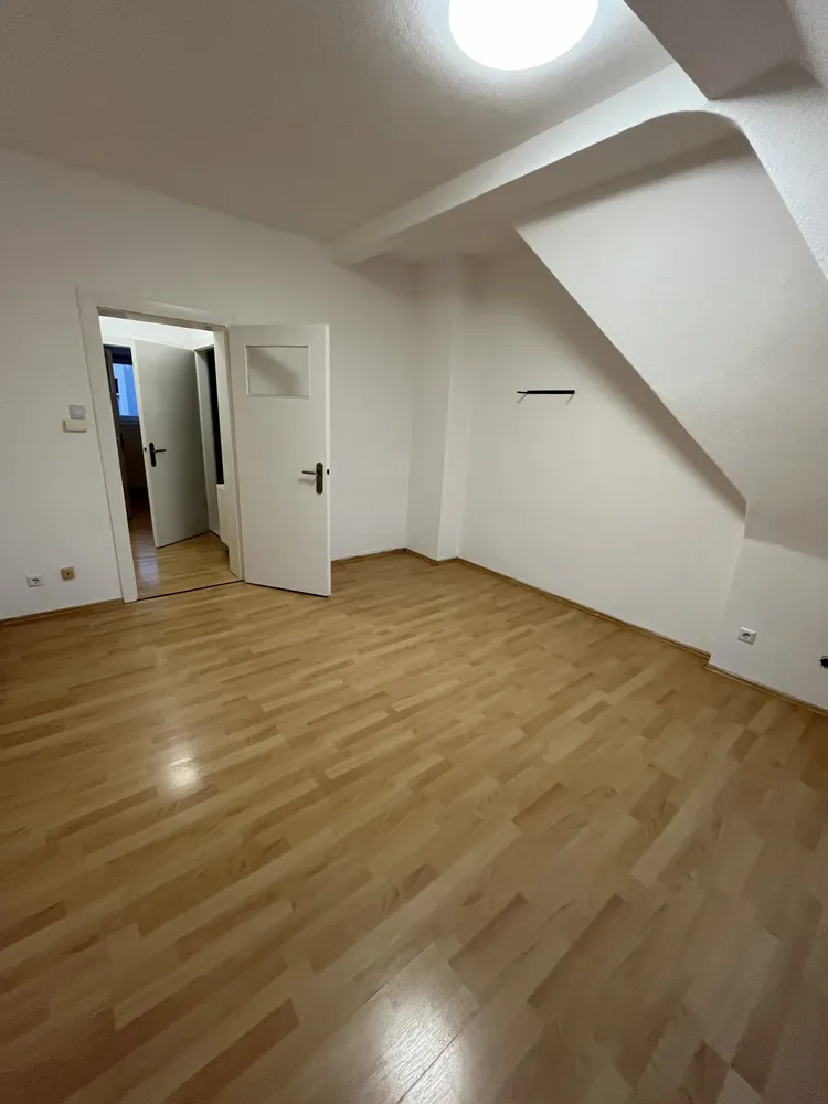 1 room apartment with 35 m² in Hanover – Photo 6