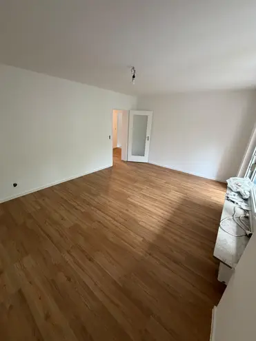 3 Zimmer Wohnung mit 70 m² in Frankfurt am Main – Bild 2